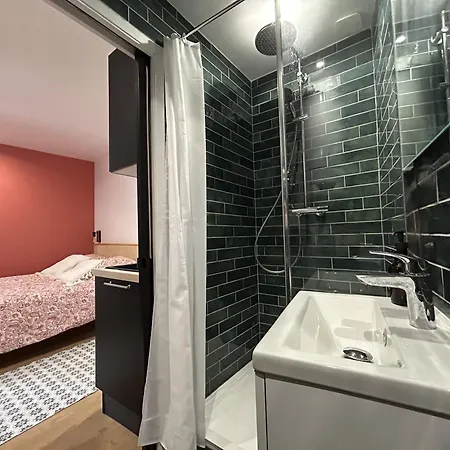 Casa Ibiza - Beautiful New & Comfortable Angers