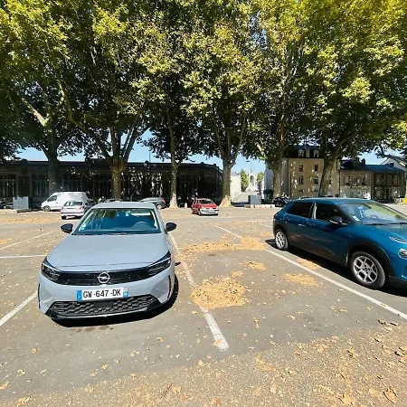 Daire Casa Ibiza - Beautiful New & Comfortable Angers