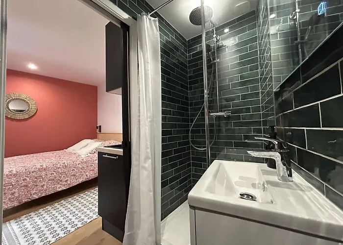 Casa Ibiza - Beautiful New & Comfortable Angers