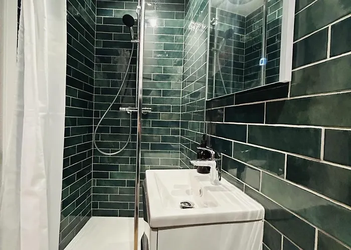 Casa Ibiza - Beautiful New & Comfortable * Angers